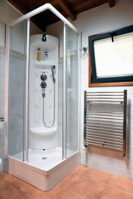 Casa De Afora Casa Con Piscina Y Jacuzzi Privados Guest House ซานติอาโก เด กอมโปสเตลา ภายนอก รูปภาพ