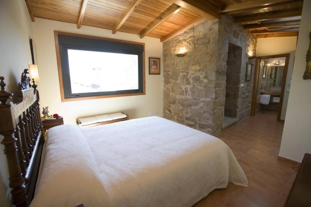 Casa De Afora Casa Con Piscina Y Jacuzzi Privados Guest House ซานติอาโก เด กอมโปสเตลา ภายนอก รูปภาพ